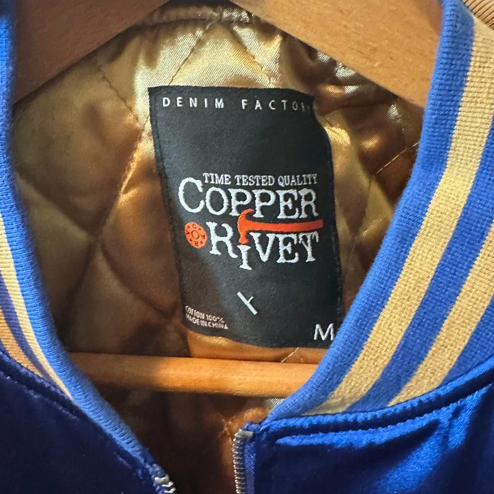 Copper Rivet Blue Gold Dragon Embroidered Souvenir Bomber Jacket Mens Medium